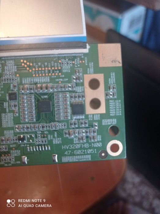 HV320FHB-N00