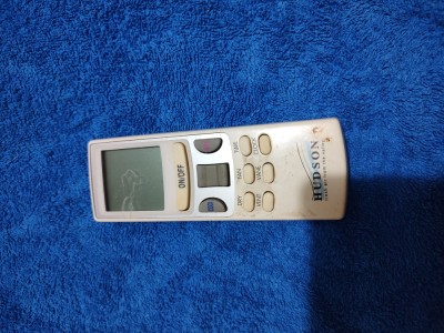 Telecomanda aer conditionat / telecomenzi aer conditionat ORIGINALE, HUDSON , stare foarte buna, perfect functionala !! foto