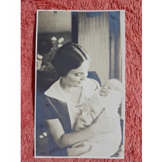 Fotografie, Geo la 20 de zile (dr. Litarczek, parintele radiologiei romanesti) nascut la Boston, impreuna cu mama sa, 1926