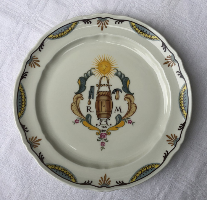 Farfurie decorativa din portelan frantuzesc LIMOGES editie limitata 1980