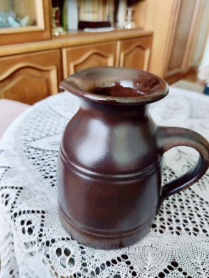 Vas ceramică, model deosebit foto