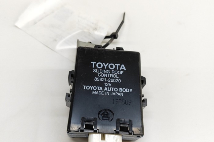 Modul de control trapa TOYOTA HIACE IV Minibus / passenger _H1_, _H2_ 2001 OEM: 85921-26020 28443962