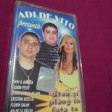 Cumpara ieftin CASETA AUDIO MANELE ADI DE VITO-STAU SI PLANG IN FATA TA RARA!!ORIGINALA