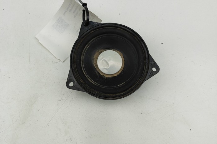 Difuzor ușă dreapta spate BMW 3 F30, F80 2015 OEM: 9169690 | 31456046