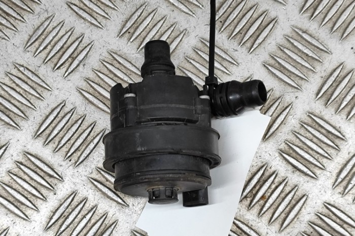 Pompa de apa auxiliara BMW 5 G30 2016 OEM: 9372723 23794232
