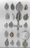 Lot medalioane religioase diferite, Europa