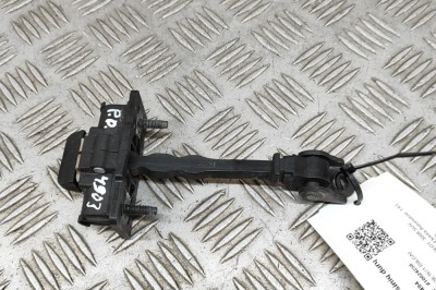 Limitator ușă dreapta față PEUGEOT 3008 SUV 2021 OEM: 68610-F4070 28267494 foto