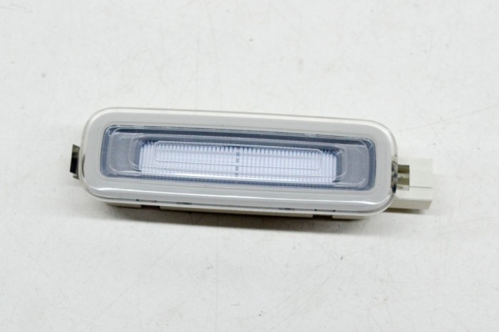 Iluminare interioară AUDI Q5 FY 2020 OEM: 4M0947105 | 12178709