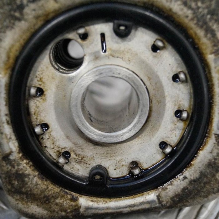 Răcitor de ulei VW GOLF V 1K1 2006 | 2276875