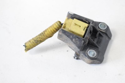 Senzor de impact st&amp;acirc;nga spate SUBARU LEGACY IV BL 2008 OEM: 98231AG020,760.805USU 4108072 foto