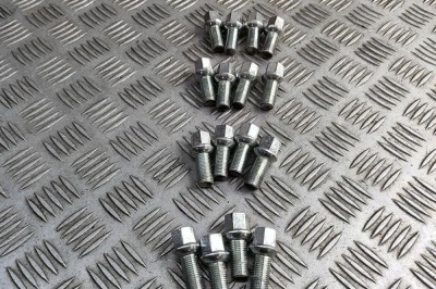 Set prezoane roata AUDI A6 C8 Avant 4A5 2024 OEM: WHT002437 31304564 foto