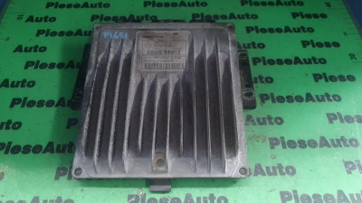 Calculator ecu Renault Megane II (2003-2008) 8200334419 foto