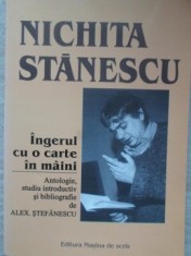 INGERUL CU O CARTE IN MAINI-NICHITA STANESCU-271745