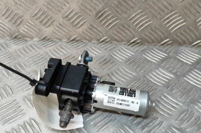 nerasta TESLA MODEL 3 2019 OEM: 1099212-00-B 21663387 foto