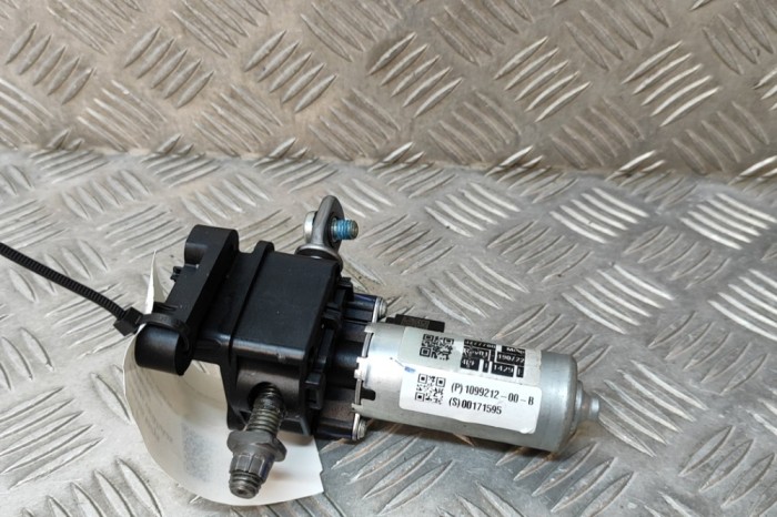 nerasta TESLA MODEL 3 2019 OEM: 1099212-00-B 21663387