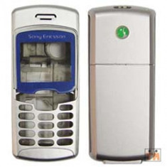 CARCASA pt. SONY-ERICSSON T230 ROSIE CU TASTATURA foto