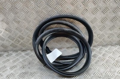 Garnitura ușă st&amp;acirc;nga față MAZDA CX-30 DM 2023 OEM: DFR5-68-911A | 31566008 foto