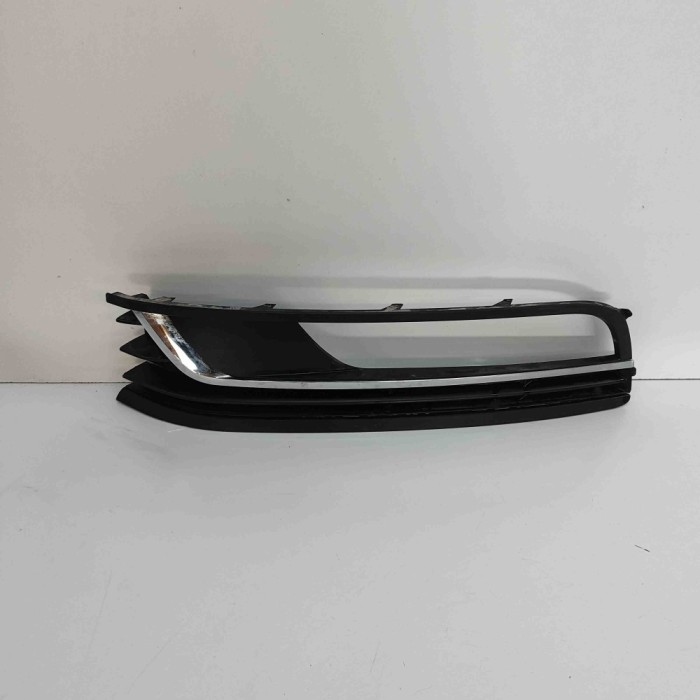 Suport proiector ceață st&acirc;nga față VW PASSAT B7 362 2012 OEM: 3AA854661A | 29053403