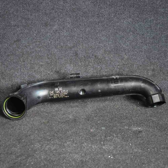 Furtun intercooler st&acirc;nga VW POLO 6R, 6C 2014 OEM: 04E145673C