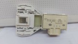 Mecanism inchidere usa Masina de spalat Indesit Innex BWSA 61053 / C164