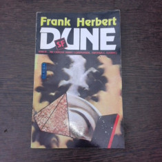 Dune - Frank Herbert vol.1