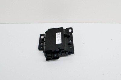 Unitate de control USB/AUX TESLA MODEL 3 2018 OEM: 1093295-00-A 14896478 foto