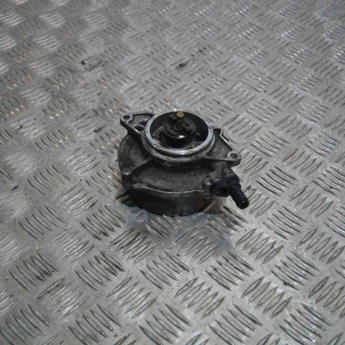 Pompa de vacuum AUDI A8 D3 4E2, 4E8 2005 OEM: 057145100T 2010467