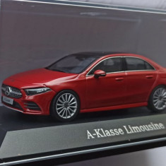 Macheta Mercedes Benz A-Class Sedan 2018 V177 rosu - Herpa 1/43