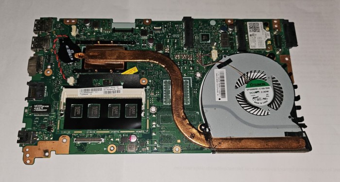 Placa de baza functionala ASUS S551LN S551L R553L S551LA S551LB cu I5-4210U si 4Gb Ram