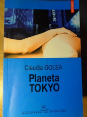 PLANETA TOKYO-CLAUDIA GOLEA foto