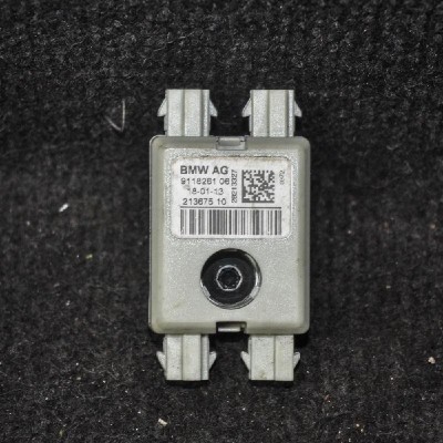 Amplificator de antena BMW 7 F01, F02 2013 OEM: 9118261 | 2104650 foto