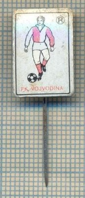 Y 1378 INSIGNA -SPORTIVA -FOTBAL - FK VOJVODINA -IUGOSLAVIA-PENTRU COLECTIONARI foto