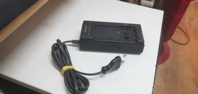 Incarcator Battery Camera Video Sony AC-V30 #10674 foto