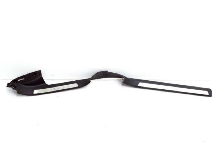 Ornament prag interior dreapta față VW PASSAT B7 ALLTRACK 365 2014 OEM: 3AA853370 11573857