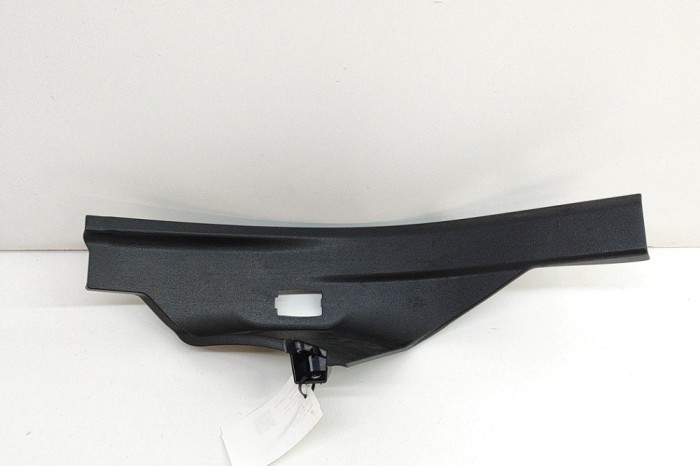Ornament prag interior st&acirc;nga spate BMW iX I20 2022 OEM: 7948155 27858282
