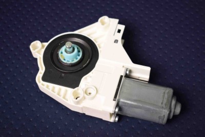 Motor macara geam ușă dreapta față AUDI A6 4G2, C7, 4GC 2013 OEM: 8K0959802B 2405701 foto
