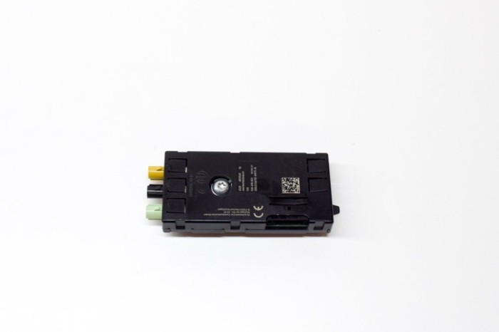 Amplificator de antena BMW 3 G20, G28 2021 OEM: 6835148 14894668
