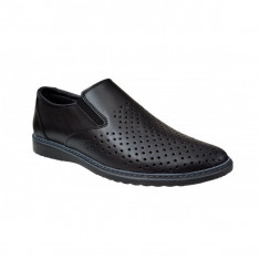 Pantofi barbati casual din piele naturala cu perforatii Negru GKR506N