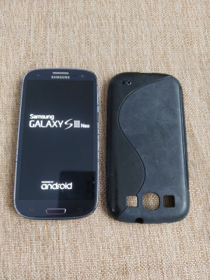 Smartphone Samsung Galaxy S3 Neo I9301 Black/White Liber retea Livrare gratuita! foto