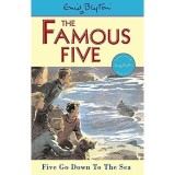 Cumpara ieftin The Famous Five: Five Go Down To The Sea - Book 12