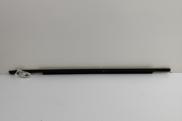 Chedar geam ușă dreapta spate MAZDA CX-5 KF 2022 OEM: KB7W-58-640C 30277431