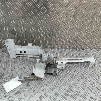 Suport aripa dreapta față AUDI Q7 4M 2016 OEM: 4M0821432,4M0821168A,4M0821132C,4M0821138B 32061362 foto