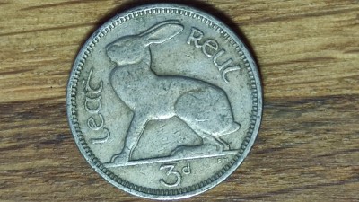 Irlanda - moneda de colectie iepuras - 1/2 reul = 3 pence / pingine 1942 - an rar - superba ! foto