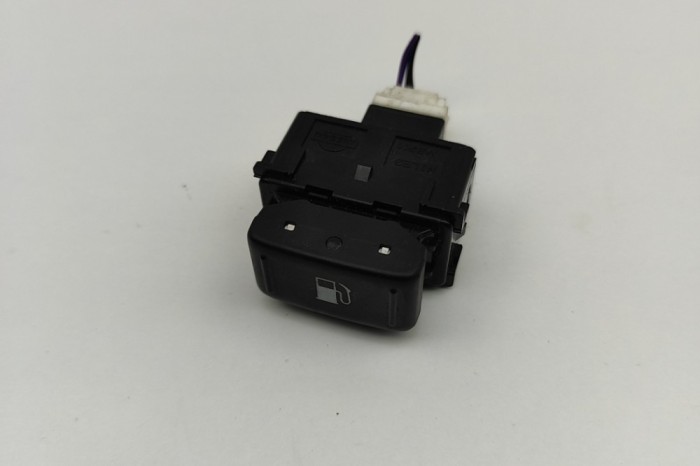Comutator deschidere rezervor NISSAN NP300 NAVARA Pick-up D23 2017 OEM: 252804KJ0A | 30335976