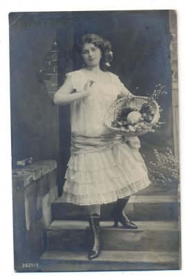 AD 1507 C.P.VECHE -TANARA IN TINUTA DE EPOCA- CRISTOS A ANVIAT-JOSEPHINA BIRESCU foto
