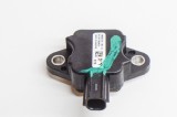 Senzor de impact st&acirc;nga față TESLA MODEL S 2018 OEM: 1005275-00-A 11497038