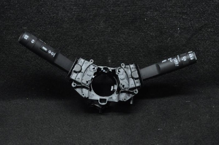 Maneta semnalizare ștergătoare OPEL MOKKA / MOKKA X 2015 OEM: 9474568395442049 1697676