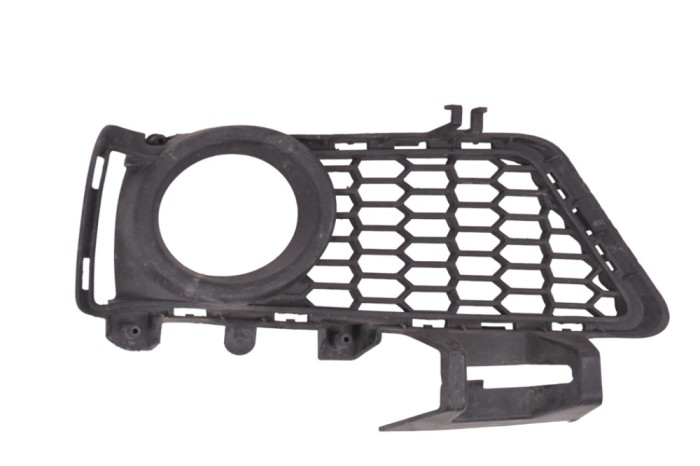Grila dreapta față BMW 3 F30, F80 2013 OEM: 8054156 17604866