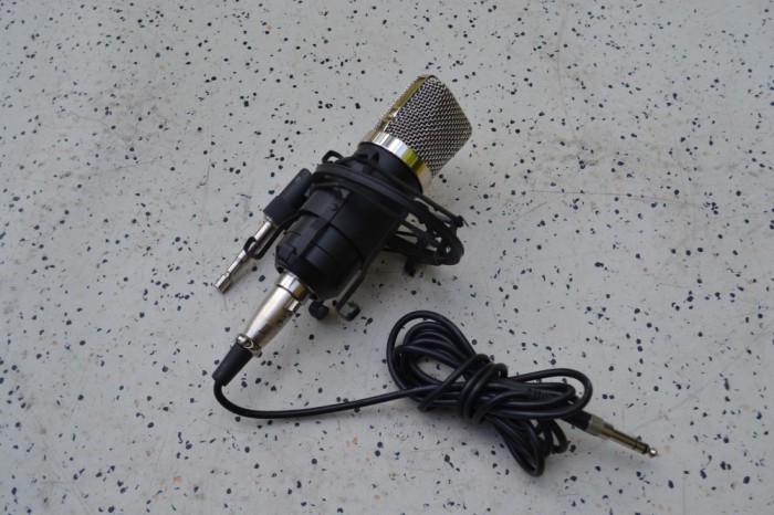 Microfon cu condensator tip BM 800
