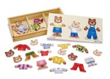 Set de joaca Imbraca familia de ursuleti Melissa and Doug, Melissa &amp; Doug